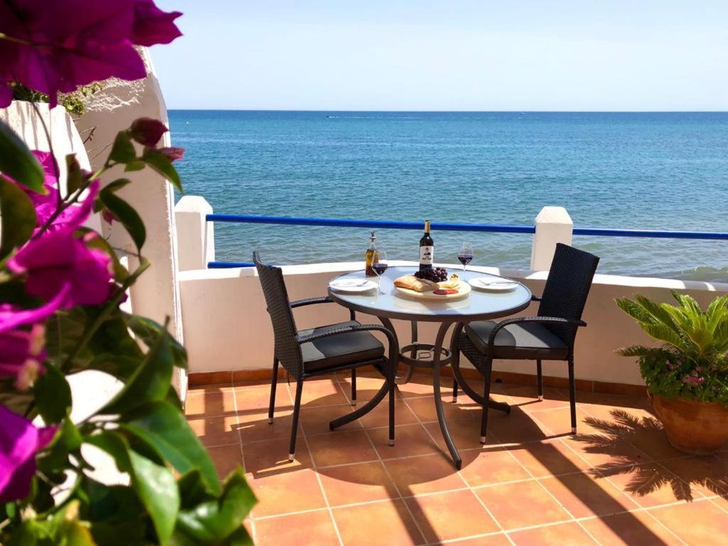Beach Side Apartments Calahonda Sitio de Calahonda Eksteriør billede