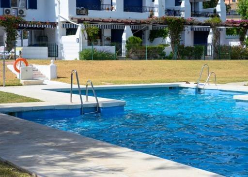 Beach Side Apartments Calahonda Sitio de Calahonda Eksteriør billede